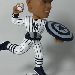 Derek Jeter Bobblehead 