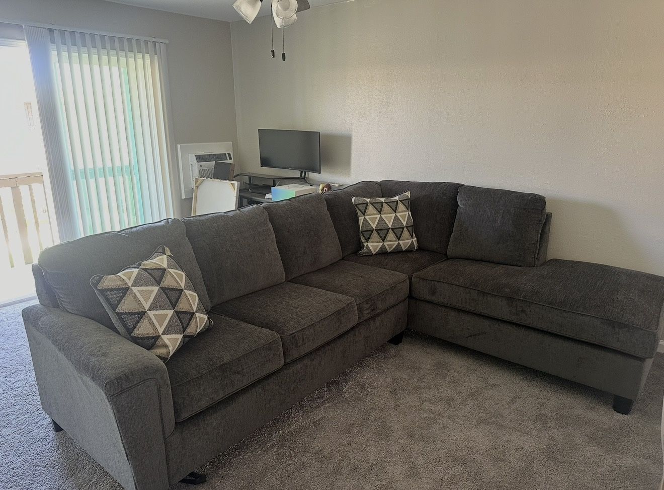 Sectional Sofa With sleeper
