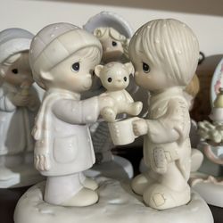 Collectible Precious Moments Figurines 