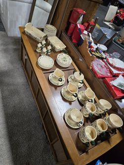 Homestead Provincial Poppy Trail Dishes