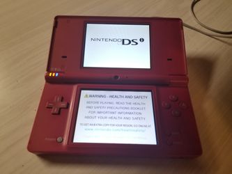 Nintendo DSi - Matte Red