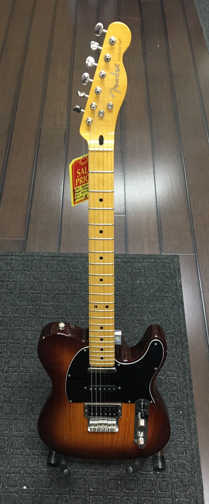 Fender modern player telecaster plus 2015 with case