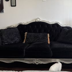 Black Velvet Baroque Couch Set
