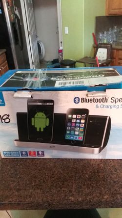 Bluetooth lives compatible tablets and phones Bluetooth hookup