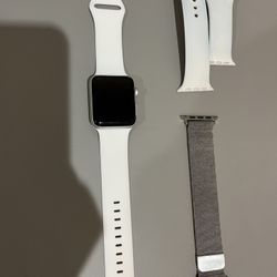 Apple Watch Series 3 42mm (used)