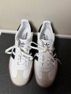 New Addias Women’s Sambae Sneakers