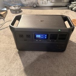 DJI Power 1000 portable power station