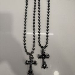 chrome heart necklace