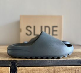 Adidas Yeezy Slide Dark Onyx|Size 12