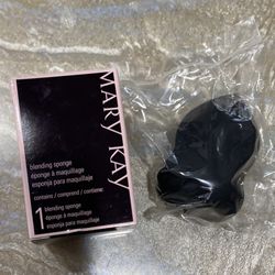 Mary Kay Blending Sponge New with bag and box