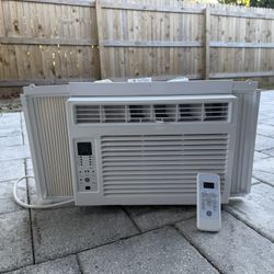 AC Window Unit