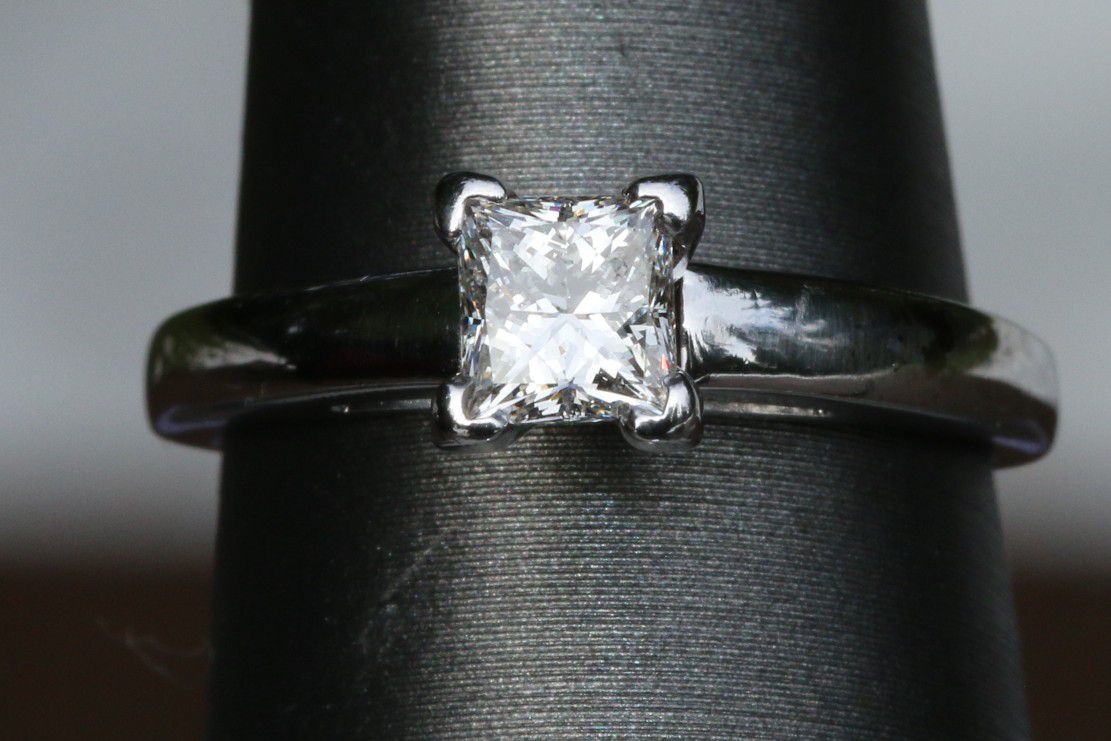 Princess Cut THE LEO Diamond Solitaire Wedding, Engagement Ring White Gold/Platinum VS1 .71ct H color