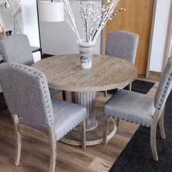 Beautiful Round Restoration 5 PC Dining Set (New)