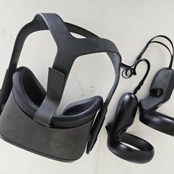 Oculus Quest Virtual Reality Headset 128 GB

