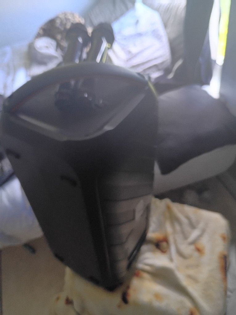 I'm Selling My Led Portable Karaoke And Two Microphones Advance Settings Professional Mic