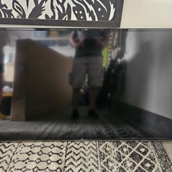 65" LED LG TV