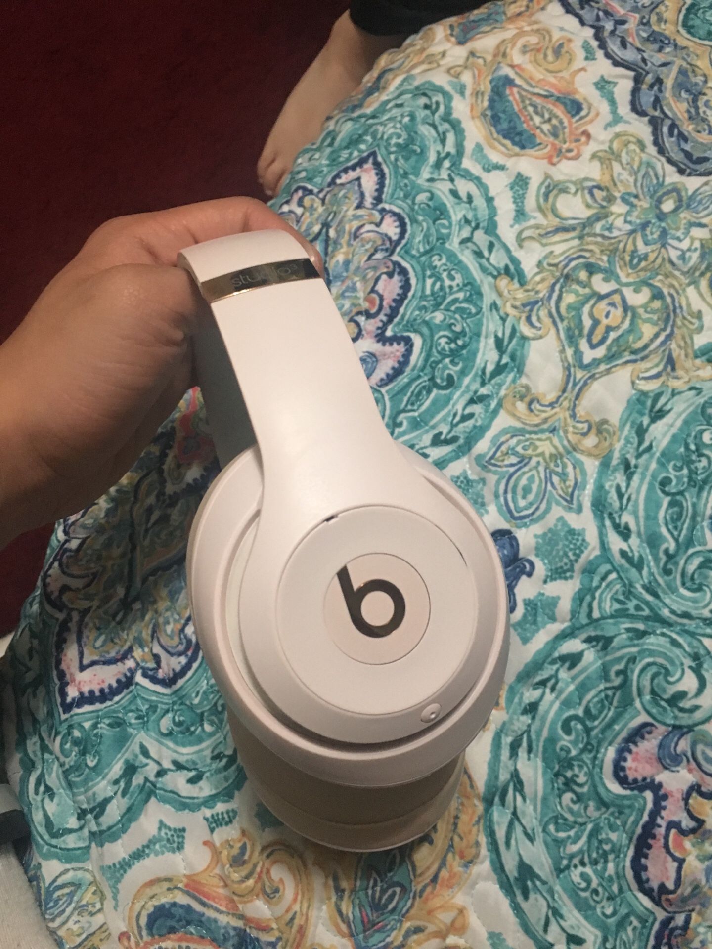 Beats studio 3 Porcelain colorway