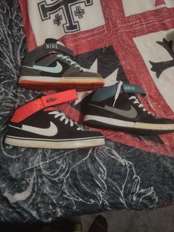 Lot of 3 pairs, High top Nike Air force, 10.5  and 10 sizes
