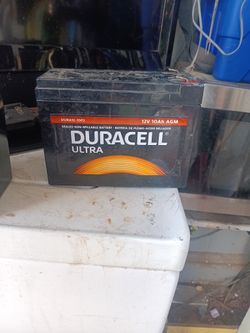 2- 12volt 10Ah Duracell Bateries  6"× 4" Can use In Radio Control Cars Or Toys $25 Each