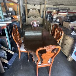 Six Chair Dining Table 