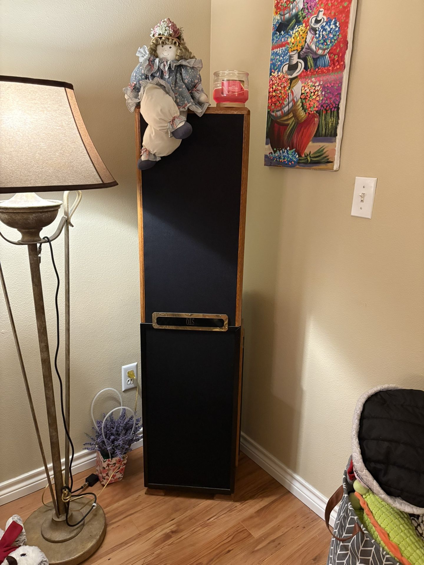 Costume Maker Speakers 