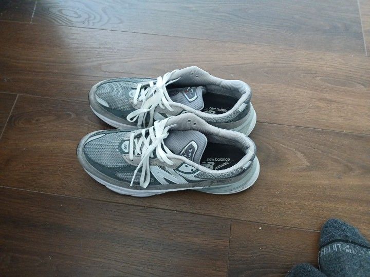 New Balance V6