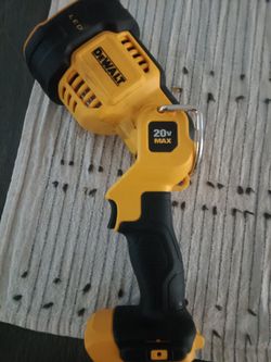 DeWalt 20V MAX 1500 lm Black/Yellow LED Jobsite Spotlight