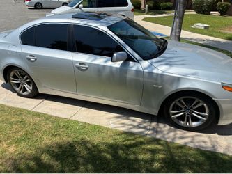 2005 BMW 530i