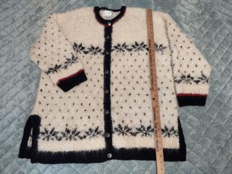 Vintage Hand-Knit Jones NY sweater