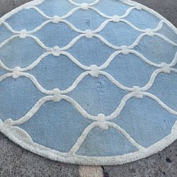 Round Carpet $20