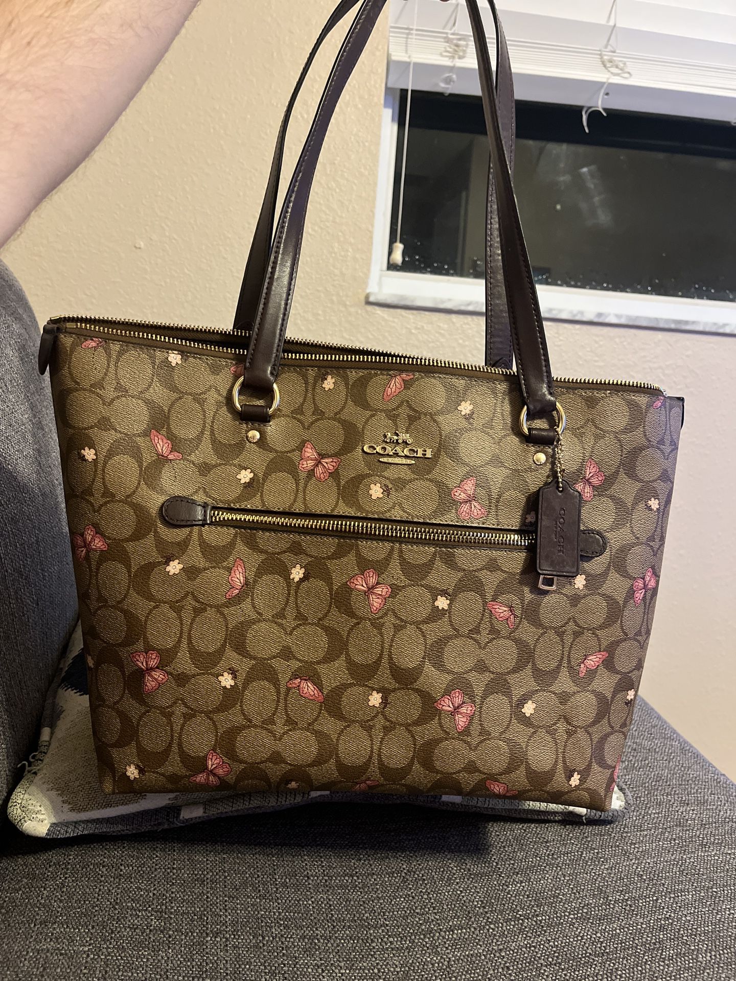 Coach Butterfly Floral Flowers Gallery Tote Purse for Sale in Orlando, FL -  OfferUp