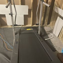 Proform Crosswalk Treadmill 370e