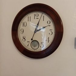 Howard Miller  Wall Clock 