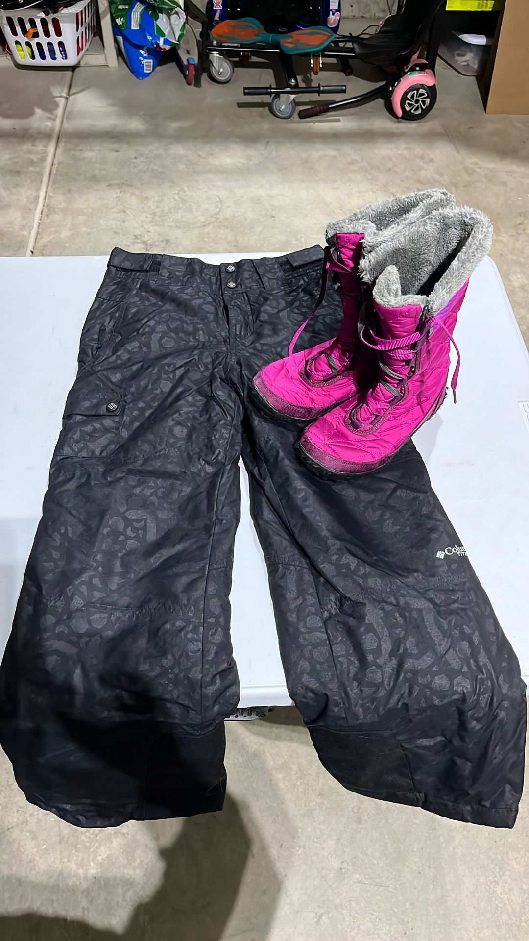 Girls Columbia Snow Pants And Boots