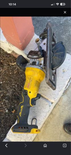 DEWALT Brushless Circular Saw Tool Only