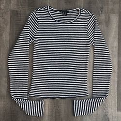 Women’s Size Small Black & White Striped Long-Sleeve Crewneck Top