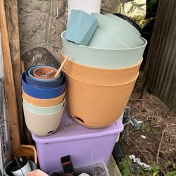 4” 7” 10” 12” Self Watering Planters