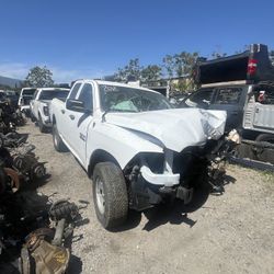 Parting Out 2016 Dodge Ram 1500 V6 4x Parts Only 