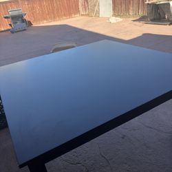 Dinning Table 