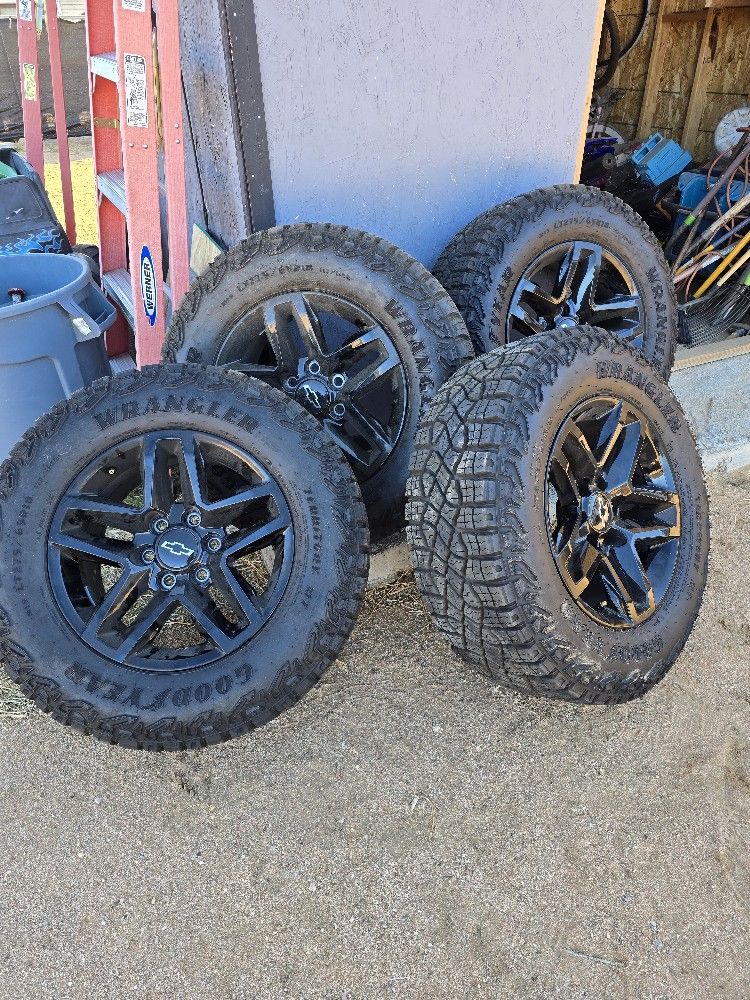 2024 Silverado LT Trail Boss Wheels And Tires