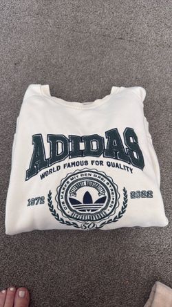 Vintage adidas sweatshirt