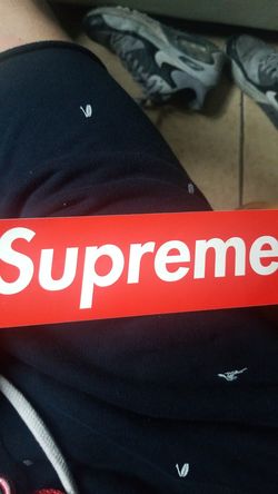 Supreme box logo
