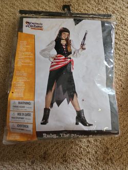 Ruby The Pirate Beauty Costume