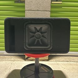 Kicker 45VL7R102 Single 10" L7R Enclosure Subwoofer