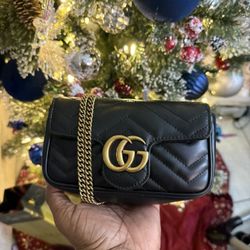 GUCCI GG Marmont mini quilted leather shoulder bag 100% Authentic
