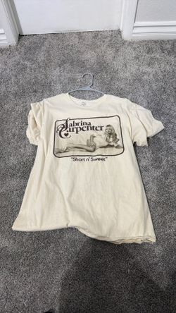 sabrina carpenter shirt