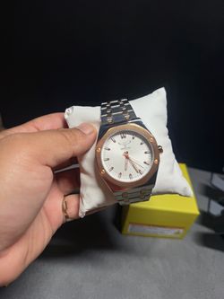 Invicta Two-Tone silver rose gold  Watch  ap style