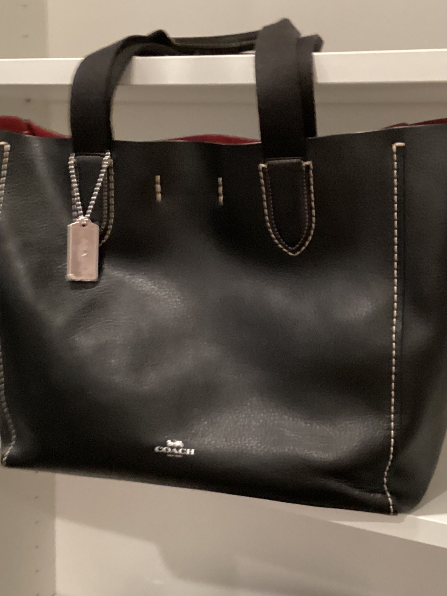 COACH BLACK LEATHER TOTE
