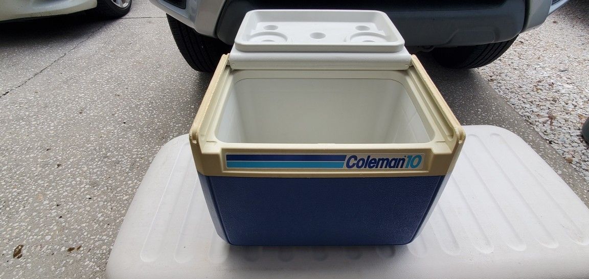 Coleman Cooler/lunchbox