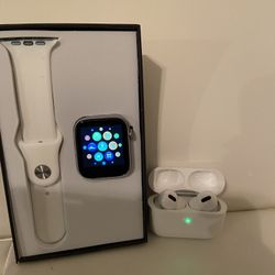 Smartwatch And Earbuds 